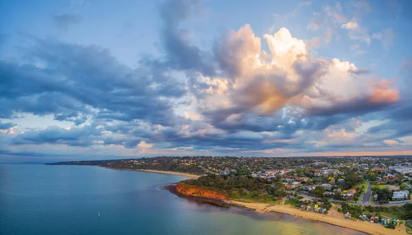 Luftutsikt Över Kusten Stränder Och Australiska Förorter Solnedgången Med Vackra — Stockfoto