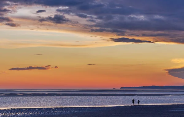 Silhouettes Twho Sur Plage Côtière Inverloch Coucher Soleil Gippsland Victoria — Photo