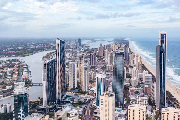 Gold Coast Avustralya Ocak 2019 Gold Coast City Skyline Okyanus — Stok fotoğraf