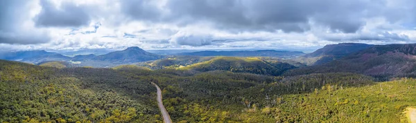 Panorama Udara Pegunungan Dan Hutan Atas Highland Lakes Road Liffey — Stok Foto