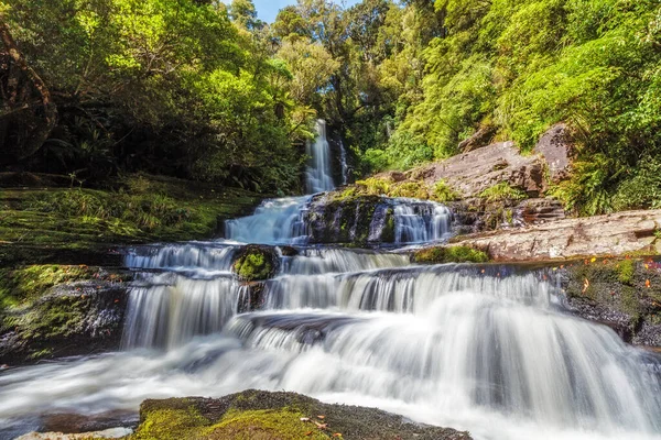 新西兰南岛Catlins的Mclean Falls — 图库照片