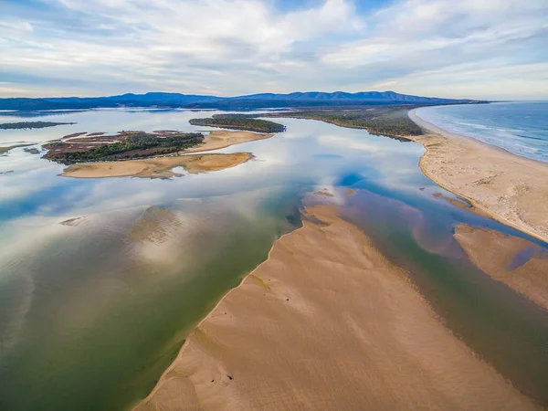 Typisk Australisk Kustlandskap Grunt Vatten Och Sand — Stockfoto