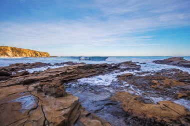Kartallar Yuvası Sahili, Victoria, Avustralya.