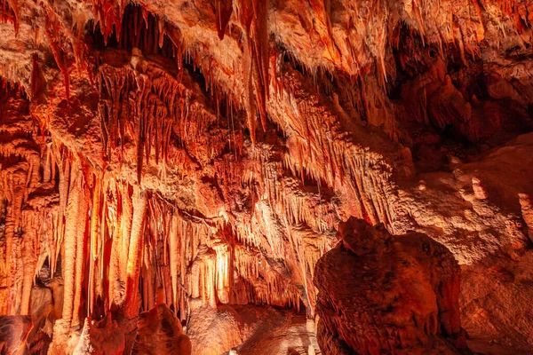 Antike Kalksteinhöhle Mit Stalaktiten Australien — Stockfoto