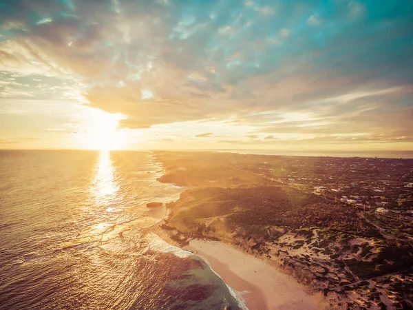 Aerial View Beautiful Sunset Rugged Ocean Coastline — Stock Photo, Image