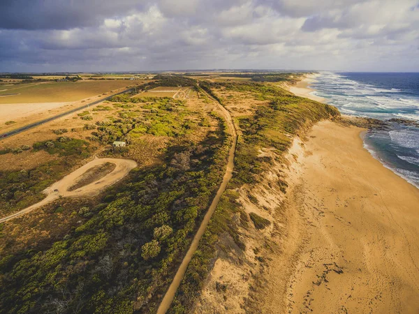Oceanens Kust Gul Strand Och Landsväg Landsbygden Australiens Flyglandskap Vid — Stockfoto