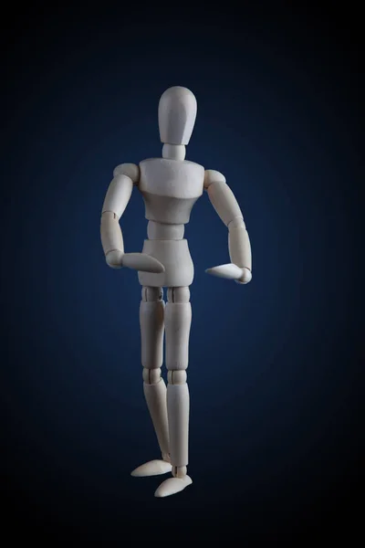 Wooden Figurine Flexing Muscles Bodybuilder Pose Dark Background — Stock Photo, Image
