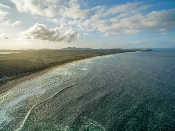 Вид Воздуха Красивое Побережье Океана Закате — стоковое фото