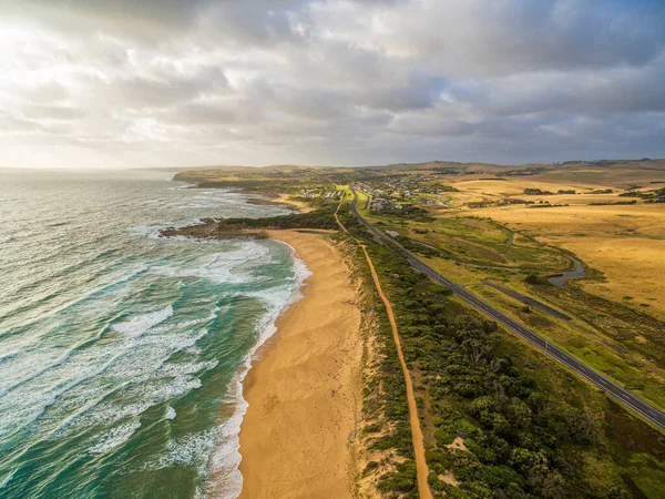 Rural Highway Passing Beautiful Ocean Coastline Walking Trail Australia Aerial — Stock Photo, Image
