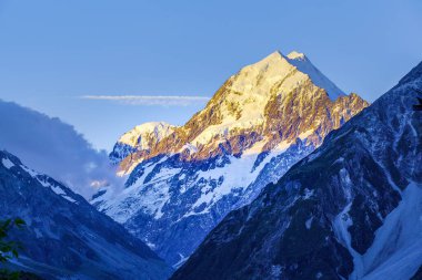 Günbatımında Aoraki Mount Cook, Canterbury, Yeni Zelanda