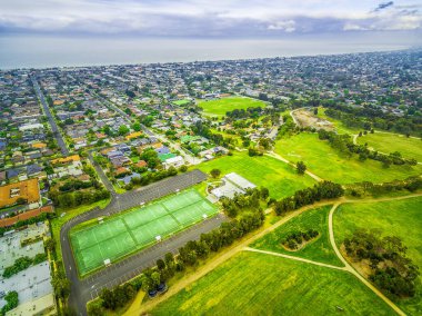 Chelsea, Melbourne, Avustralya 'daki Kadın Spor Kulübü ve banliyö manzarası