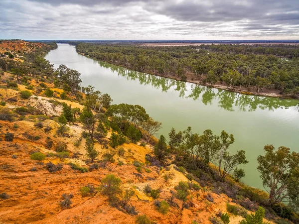Pohon Karet Mencerminkan Indah Sungai Murray — Stok Foto