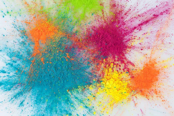 色彩爆炸的概念 白底特写上五颜六色的霍利粉爆炸 — 图库照片