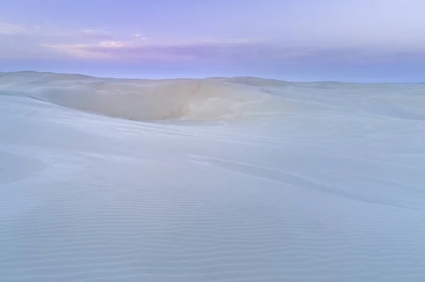 Dune Sabbia Bianca Pura All Alba Con Spazio Copiare — Foto Stock