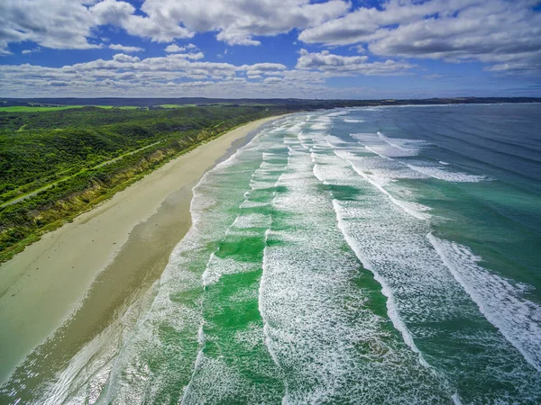 Widok Lotu Ptaka Pięknej Plaży Oceanicznej Australii — Zdjęcie stockowe