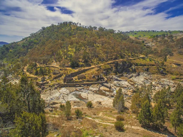 Adelong Πτώσεις Και Ερείπια Μύλος Χρυσού Φωτεινή Ηλιόλουστη Μέρα Nsw — Φωτογραφία Αρχείου