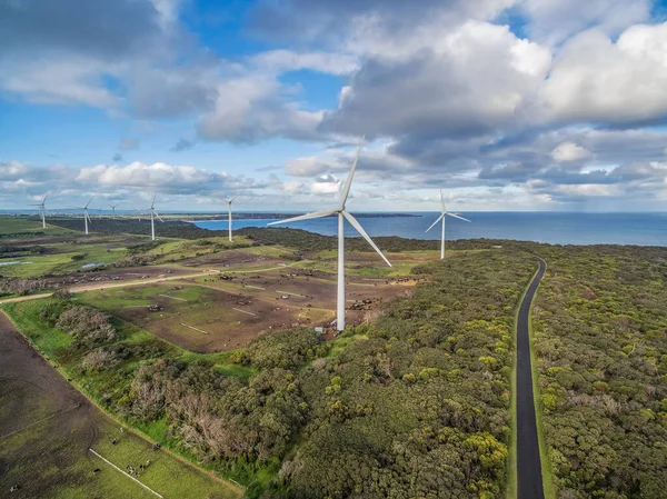 Повітряний Вид Вітрову Електростанцію Океанські Сільськогосподарські Поля Австралії — стокове фото