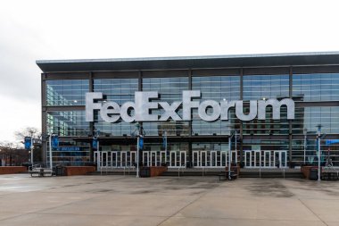 Memphis, TN / USA: Memphis şehir merkezindeki FedEx Forum, TN. NBA Memphis Grizzlies, Memphis Üniversitesi basketbol ve sayısız konser ve etkinliğe ev sahipliği yapmaktadır..