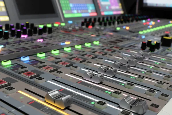 Console Mixage Audio Numérique Utilisée Pour Diffuser Son — Photo