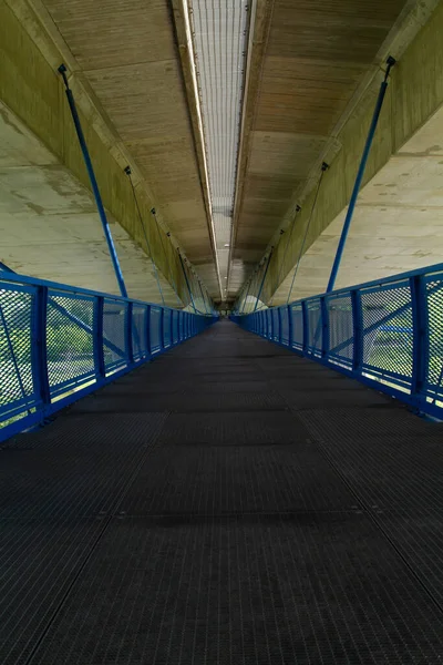 Trasporto Ponte Cemento Pilastri Nella Città Nella Repubblica Ceca — Foto Stock