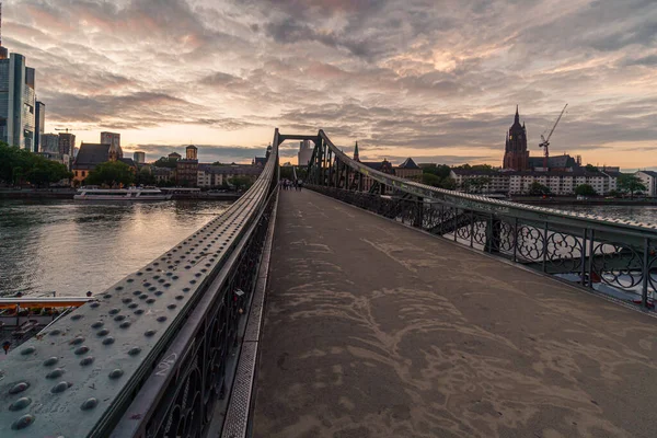 Most Názvem Eiserner Steg Frankfurtu Nad Mohanem Romantickým Aktem Zámků — Stock fotografie