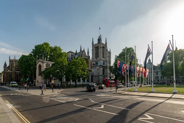 Cruce Calle Londres Abadía Westminster Cámara Del Parlamento Inglaterra — Foto de Stock