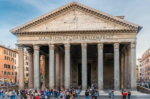 Roma Italia Octubre 2018 Pantenón Antiguo Templo Romano Ahora Una —  Fotos de Stock