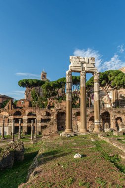 Roma, İtalya - 03 Ekim 2018: Roma, İtalya 'da Palatine Tepesi ile Romanum Forumu