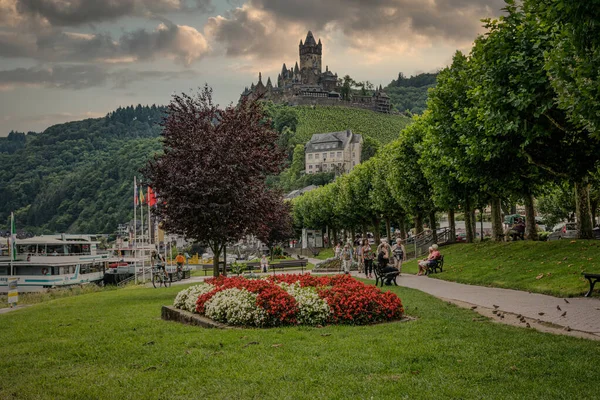 Kasteel Reichsburg Zit Boven Middeleeuwse Stad Van Cochem Aan Moezel — Stockfoto