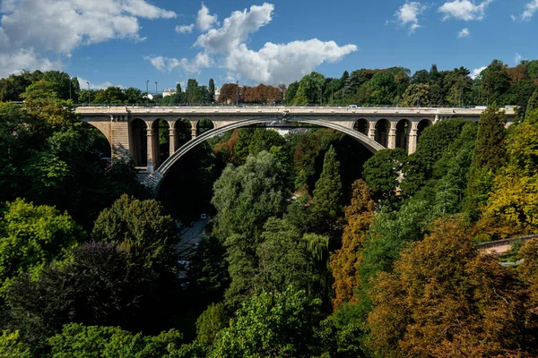 Ponte Adolf Ponte Nova Uma Ponte Cidade Luxemburgo Construído 1900 — Fotografia de Stock
