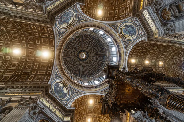 Petersdom Oder San Pietro Der Vatikanstadt Rom Italien Weitwinkelblick Auf — Stockfoto