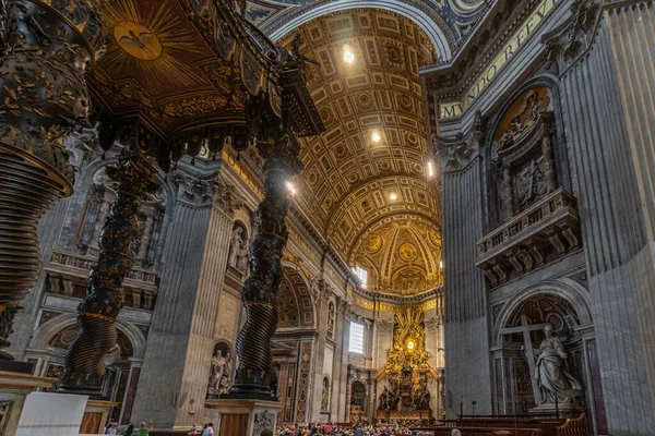 Petersdom Oder San Pietro Der Vatikanstadt Rom Italien Weitwinkelblick Auf — Stockfoto