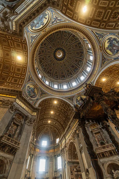 Petersdom Oder San Pietro Der Vatikanstadt Rom Italien Weitwinkelblick Auf — Stockfoto