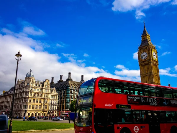 Londyn Wielka Brytania 2019 Wieża Zegarowa Big Ben Autobus Piętrowy — Zdjęcie stockowe