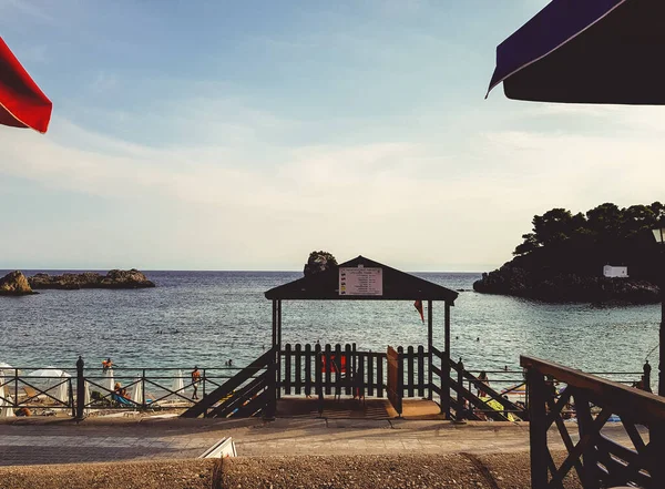 Hermosa Ciudad Costera Colorida Parga Grecia Epiro Vacaciones Griegas Verano — Foto de Stock