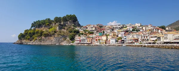 Bela Cidade Costeira Colorida Parga Grécia Epiro Férias Verão Grego — Fotografia de Stock