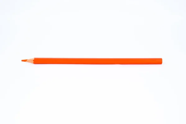 Nahaufnahme Eines Orangefarbenen Holzstiftes Mit Einer Scharfen Spitze Auf Weißem — Stockfoto