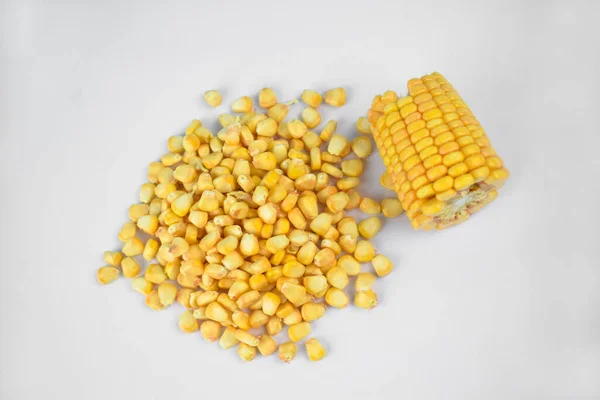 Fresh Delicious Ear Sweet Yellow Corn Some Corn Seeds Isolated — Stock Photo, Image