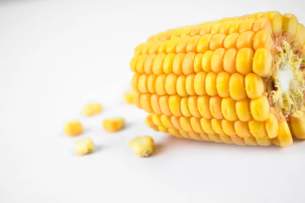 Side View Ear Sweet Yellow Corn Some Corn Seeds Peeling — Stock Photo, Image