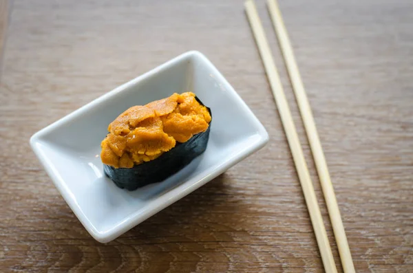 Sea Urchin Eggs Sushi — Stock Photo, Image