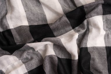 Dizaynınız için kırmızı, beyaz ve lacivert desenli ekoseli desenler işaretlendi