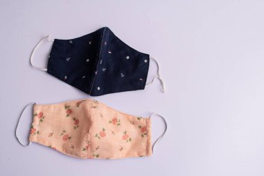 Pamuk surat toza ve virüse karşı koruyucu. Coronavirus önleyici pamuk maskesi. El yapımı DIY konsepti