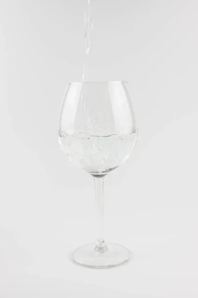 Bir Şarap Bardağına Dökülür — Stok fotoğraf