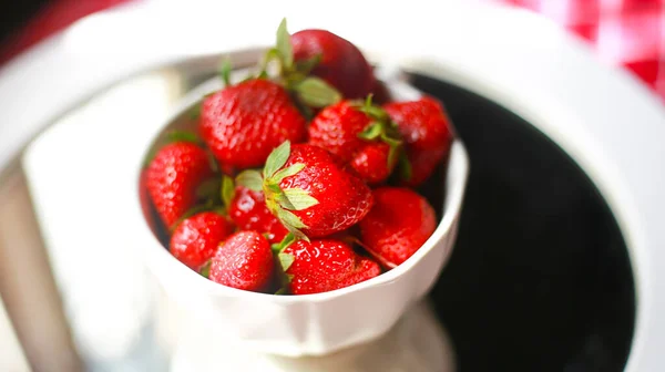 Group Strawberry White Bowl — Stock Photo, Image