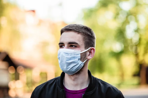 Portrait Mature Man Wearing Protective Mask Walking City Image Face — Stock Photo, Image