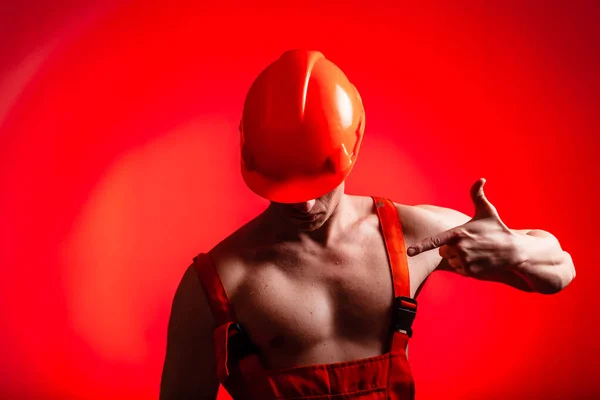 Sexy Builder Red Background Builder Helmet His Head Sexy Builder — Stock Photo, Image