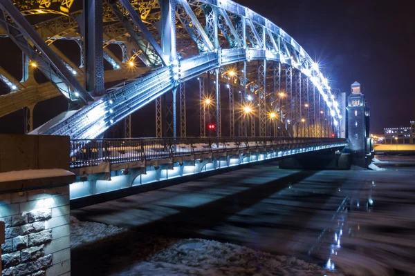 Bolsheokhtinsky bridge, Sankt Petersburg, Federacja Rosyjska — Zdjęcie stockowe