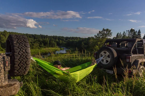 Kemping autó Jeep Wrangler — Stock Fotó