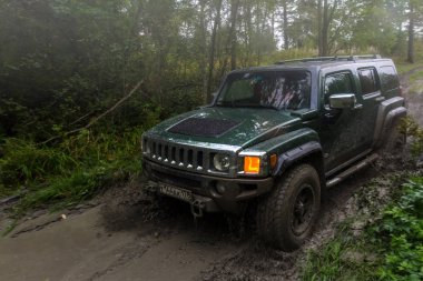 Hummer h3 off-road
