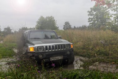 Hummer h3 off-road